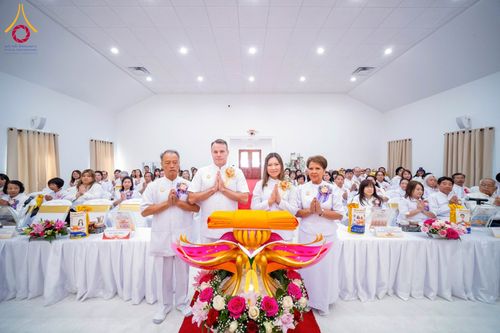 ภาพ No.168180:พิธีทอดกฐินสามัคคี ประจำปี 2567 สร้างอาคารแก้วธรรมชัยรัตนอนันต์ บูชาธรรม 80 ปี หลวงพ่อธัมมชโย ณ วัดพระธรรมกายเทนเนสซี สหรัฐอเมริกา วันอาทิตย์ที่ 20 ตุลาคม พ.ศ. 2567