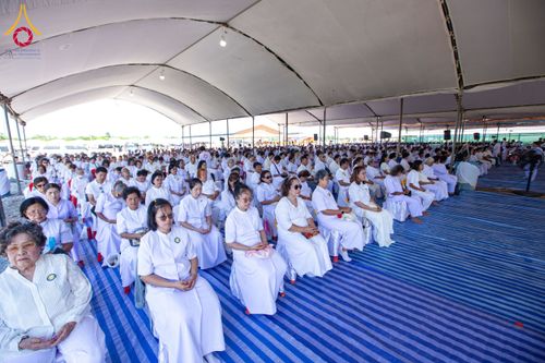 ภาพ No.211543:วันอาทิตย์ที่ 16 มีนาคม พ.ศ. 2568 พิธีทอดผ้าป่าฉลองปทุมเจดีย์ ณ ศูนย์อบรมเยาวชนปัตตานี