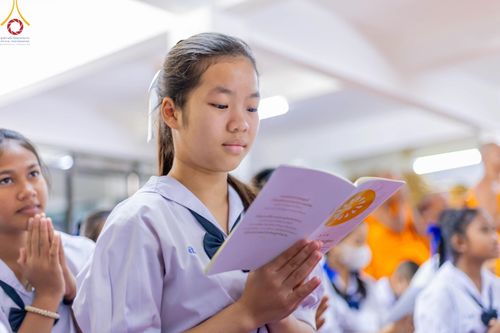 ภาพ No.195076:พิธีทอดผ้าป่าทำนุบำรุงศาสนสถาน ณ วัดไผ่โรงวัว ต.บางตาเถร อ.สองพี่น้อง จ.สุพรรณบุรี ในโครงการธรรมยาตรา กตัญญูบูชา มหาปูชนียาจารย์ พระมงคลเทพมุนี(สด จนฺทสโร) พระผู้ปราบมาร อนุสรณ์สถาน 7 แห่ง ปีที่ 13 วันที่ 13 มกราคม พ.ศ. 2568