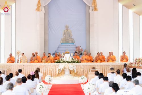 ภาพ No.171799:พิธีทอดกฐิน ศูนย์ปฏิบัติธรรมแก้วเมืองเลย วันที่ 27 ตุลาคม พ.ศ. 2567