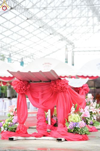 ภาพ No.158132:พิธีทอดผ้าป่า ติดตั้งแผ่นสิริฉะทะนะรัสมี(หลังคา) อาคาร 80 ปี หลวงพ่อธัมมชโย วันอาทิตย์ที่ 22 กันยายน พ.ศ. 2567 ณ ศูนย์ปฏิบัติธรรมวิหารแดง อ.วิหารแดง จ.สระบุรี