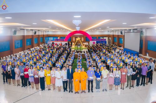 ภาพ No.106638:วันรวมพลังเด็กดี V-star ผู้นำฟื้นฟูศีลธรรมโลก จังหวัดสมุทรสาคร วันพฤหัสบดีที่ 28 ธันวาคม พ.ศ. 2566 ณ โรงเรียนสมุทรสาครวิทยาลัย อำเภอเมือง จังหวัดสมุทรสาคร