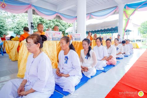 ภาพ No.236511:วันพุธที่ 30 กรกฏาคม  พ.ศ. 2568 พิธีถวายมหาสังฆทาน 81 วัด 81 ปี หลวงพ่อธัมชโย ครั้งที่ 2  ณ ศูนย์ปฏิบัติธรรมสวนผึ้ง ต.ท่าเคย อ.สวนผึ้ง จ.ราชบุรี