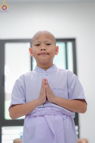 ภาพ No.135070: พิธีบรรพชาสามเณร  พิธีตักบาตรฉลองสามเณรใหม่ วันที่ 1 เมษายน พ.ศ.2567 ในโครงการบรรพชาสามเณรฟื้นฟูพระพุทธศาสนาทั่วไทย ณ ศูนย์ปฏิบัติธรรมแก้วเมืองเลย