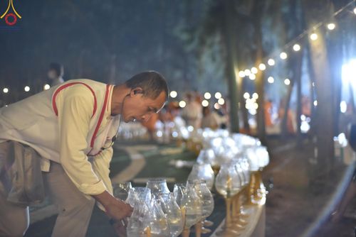 ภาพ No.108282:V.5 ทุ่มพลัง การเตรียมงาน เก็บงาน การรับบุญของเจ้าหน้าที่หน่วยงานต่างๆ เพื่อโครงการธรรมยาตรา กตัญญูบูชามหาปูชนียาจารย์ พระมงคลเทพมุนี (สด จนฺทสโร) พระผู้ปราบมาร อนุสรณ์สถาน 7 แห่ง ปีที่ 12 ระหว่างวันที่ 2 - 31 มกราคม พ.ศ. 2567