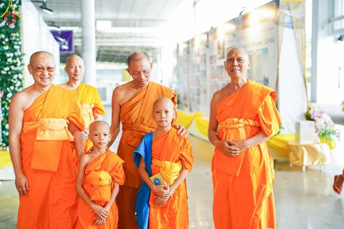 ภาพ No.146802:การต้อนรับพระสังฆาธิการ 2,000 กว่าวัดทั่วประเทศ และพิธีบูชาข้าวพระ เนื่องในวันสมาธิโลก วันอาทิตย์ที่ 4 สิงหาคม พ.ศ. 2567 ณ สภาธรรมกายสากล วัดพระธรรมกาย