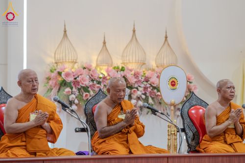 ภาพ No.149450:พิธีทักษิณานุปทานแด่บรรพชนตระกูลผ่องสวัสดิ์ และหมู่ญาติที่ล่วงลับไปแล้ว ประจำปี ครั้งที่ 19 วันพฤหัสบดีที่ 22 สิงหาคม พ.ศ. 2567 ณ พระมหาเจดีย์ทัตตชีโว ศูนย์อบรมเยาวชนกาญจนบุรี