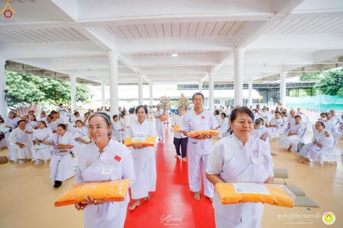 ภาพ No.248460:วันที่ 26-28 กันยายน พ.ศ. 2568 โครงการอบรมอุบาสกแก้ว อุบาสิกาแก้ว รุ่นที่ 3 ผู้แทนทอดกฐินสามัคคีทั่วไทย 30,000 วัด บูชาธรรม 81 ปี หลวงพ่อธัมมชโย ณ ศูนย์ปฏิบัติธรรมสวนผึ้ง จ.ราชบุรี