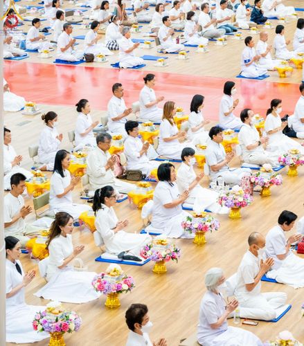 ภาพ No.136901:พิธีถวายหนังสือธรรมะ บาลี นักธรรม ทางก้าวหน้า ณ ห้องแก้วสารพัดนึก 2 วัดพระธรรมกาย วันเสาร์ที่ 11 พฤษภาคม พ.ศ. 2567