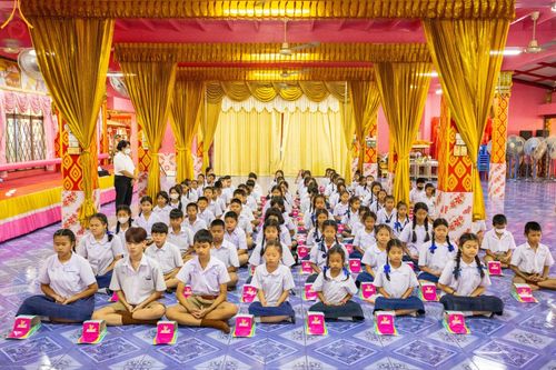 ภาพ No.203610:พิธีทอดผ้าป่าทำนุบำรุงศาสนสถาน ณ วัดตะเคียน ตำบลบางคูเวียง อำเภอบางกรวย จังหวัดนนทบุรี ในโครงการธรรมยาตรา กตัญญูบูชา มหาปูชนียาจารย์ พระมงคลเทพมุนี(สด จนฺทสโร) พระผู้ปราบมาร อนุสรณ์สถาน 7 แห่ง ปีที่ 13 วันที่ 29 มกราคม พ.ศ. 2568