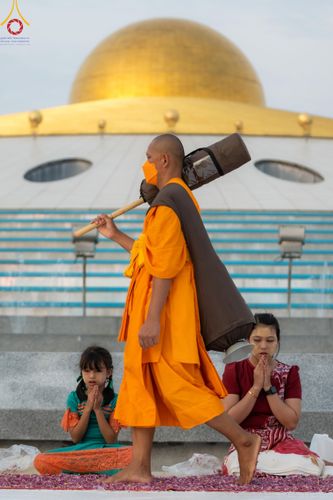 ภาพ No.120409:พิธีต้อนรับพระธรรมยาตรา ในโครงการธรรมยาตรา กตัญญูบูชา มหาปูชนียาจารย์ พระมงคลเทพมุนี(สด จนฺทสโร) พระผู้ปราบมาร อนุสรณ์สถาน 7 แห่ง ปีที่ 12 วันที่ 28 มกราคม พ.ศ. 2567 ณ วัดพระธรรมกาย จ.ปทุมธานี (ชุดที่ 2)