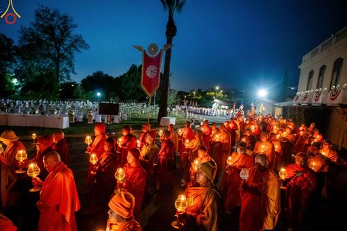 ภาพ No.138351:วิสาขบูชานานาชาติ วัดพระธรรมกายแคลิฟอร์เนีย ประเทศสหรัฐอเมริกา วันพุธที่ 22 พฤษภาคม พ.ศ. 2567