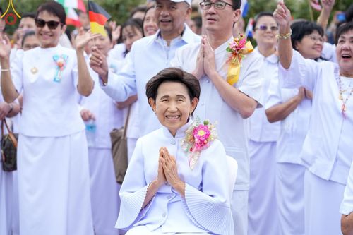 ภาพ No.142669:พิธีพัทธสีมา ประดิษฐานลูกนิมิตมหาสมบัติ สถาปนาอุโบสถวัดพระธรรมกายลอนดอน บูชาธรรม 80 ปี หลวงพ่อธัมมชโย วันเสาร์ที่ 22 มิถุนายน พ.ศ. 2567