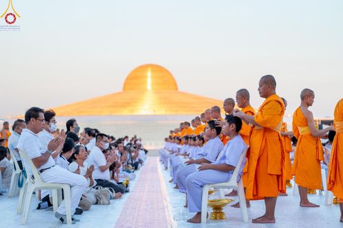 ภาพ No.132745:พิธีปลงผมยุวธรรมทายาท รุ่นที่ 32 มัชฌิมธรรมทายาท รุ่นที่ 28 ณ ลานธรรม วัดพระธรรมกาย วันเสาร์ที่ 30 มีนาคม พ.ศ. 2567