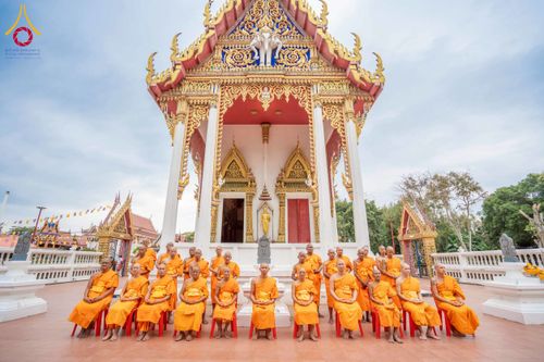 ภาพ No.278339:วันศุกร์ที่ 5 ธันวาคม พ.ศ. 2568 (วันพ่อแห่งชาติ) พิธีบรรพชาอุปสมบทหมู่ธรรมทายาท จำนวน 16 รูป โครงการบรรพชาอุปสมบทหมู่ รุ่นบูชาธรรมมหาปูชนียาจารย์ ประจำปี 2568  ณ ศูนย์ปฏิบัติธรรมและอบรมเยาวชนพระนครศรีอยุธยา จ.พระนครศรีอยุธยา