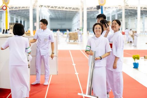 ภาพ No.134670:V.35 เพื่อบุญต้นเดือน การรับบุญของเจ้าหน้าที่หน่วยงานต่างๆ เพื่องานบุญวันอาทิตย์ต้นเดือน ณ วัดพระธรรมกาย วันที่ 7 เมษายน พ.ศ. 2567