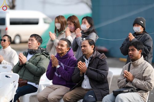 ภาพ No.132271:พิธีประดิษฐานยอดอุโบสถ บูชาธรรม 80 ปี หลวงพ่อธัมมชโย ณ วัดพระธรรมกายโทชิหงิ ประเทศญี่ปุ่น วันอาทิตย์ที่ 24 มีนาคม พ.ศ. 2567