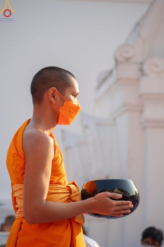 ภาพ No.116136:พิธีตักบาตรพระธรรมยาตรา ณ อนุสรณ์สถานลำดับที่ 4 สถานที่เกิดด้วยกายธรรม วัดโบสถ์(บน) จ.นนทบุรี วันที่ 21 มกราคม พ.ศ. 2567