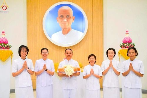 ภาพ No.223245:วันที่ 2 -10 พฤษภาคม พ.ศ. 2568 พิธีตัดปอยผม ปลงผม พิธีขอขมาลาอุปสมบทอุทิศชีวิต ของอุบาสก พิสิทธิ์ หมื่นแกล้ว  ณ วัดพระธรรมกาย