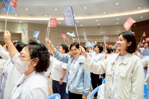 ภาพ No.242336:วันที่ ๒๙ - ๓๑ สิงหาคม พ.ศ. ๒๕๖๘ สัมมนารวมใจผู้นำบุญ บูชาธรรม ๘๑ ปี  หลวงพ่อธัมมชโย รุ่นที่ ๒ กฐินสามัคคีทั่วไทย ๓๐,๐๐๐ วัด โครงการอุปสมบทบูชาธรรมมหาปูชนียาจารย์  ๓,๐๐๐ รูป