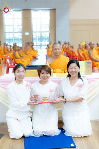 ภาพ No.272967:วันอาทิตย์ที่ 23 พฤศจิกายน พ.ศ.2568 พิธีมุทิตาสักการะ พระมหาเถระและพระเถระ ประจำปีพุทธศักราช 2568 ณ ห้องแก้วสารพัดนึก 2 สภาธรรมกายสากล  วัดพระธรรมกาย