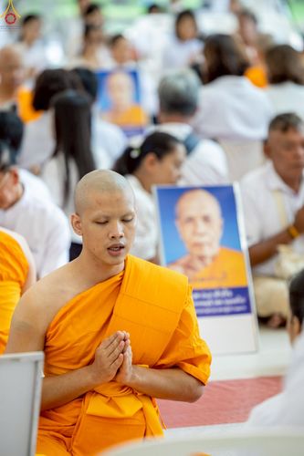 ภาพ No.229245:วันเสาร์ที่ 14 มิถุนายน พ.ศ. 2568 พิธีบรรพชา , พิธีถวายบาตร , พิธีอุปสมบท ในโครงการบรรพชาอุปสมบทหมู่ ผู้บริหารรุ่นที่ 15 และ อุดมศึกษา รุ่นที่ 52 ณ โบสถ์พระไตรปิฎก วัดพระธรรมกาย