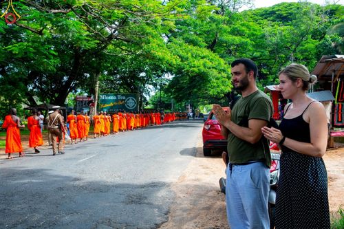 ภาพ No.139955:PhotoStory มหาศรัทธา ธรรมยาตราศรีลังกา EP.2 พิธีเปิดโครงการสยาม-ลังกา ธรรมยาตรา ฉลองเทศกาลวิสาขบูชาแห่งชาติ ศรีลังกา บูชาธรรม 80 ปีหลวงพ่อธัมมชโย เมื่อวันที่ 17 พฤษภาคม พ.ศ. 2567