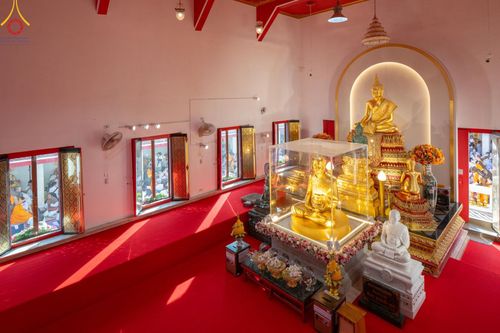 ภาพ No.193354:พิธีต้อนรับพระธรรมยาตรา ณ อนุสรณ์สถาน สถานที่เกิดในเพศสมณะ วัดสองพี่น้อง อำเภอสองพี่น้อง จังหวัดสุพรรณบุรี ในโครงการธรรมยาตรา กตัญญูบูชา มหาปูชนียาจารย์ พระมงคลเทพมุนี(สด จนฺทสโร) พระผู้ปราบมาร อนุสรณ์สถาน 7 แห่ง ปีที่ 13 วันที่ 11 มกราคม พ.ศ. 2568