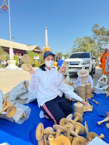 ภาพ No.204114:V.52 สารพัดV สารพัดดี ที่วัดสองพี่น้อง ในโครงการธรรมยาตรา กตัญญูบูชา มหาปูชนียาจารย์ พระมงคลเทพมุนี(สด จนฺทสโร) พระผู้ปราบมาร อนุสรณ์สถาน 7 แห่ง ปีที่ 13 ระหว่างวันที่ 2-31 มกราคม พ.ศ. 2568