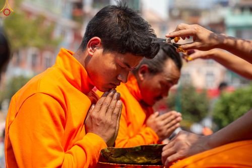 ภาพ No.77571:พิธีตัดปอยผมและปลงผมนาคธรรมทายาท ในโครงการบรรพชาสามเณรหมู่ ประเทศเนปาล วันที่ 11 มีนาคม พ.ศ.2566