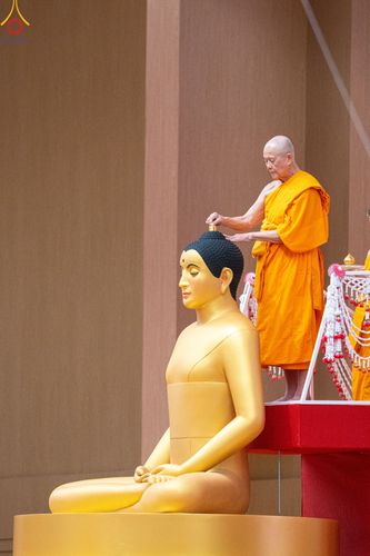 ภาพ No.84755:พิธีบรรจุพระบรมสารีริกธาตุภายในเกตุดอกบัวตูม องค์พระประธาน ณ ห้องแก้วสารพัดนึก 2 วัดพระธรรมกาย ในวันอาสาฬหบูชา อังคารที่ 1 สิงหาคม พ.ศ.2566