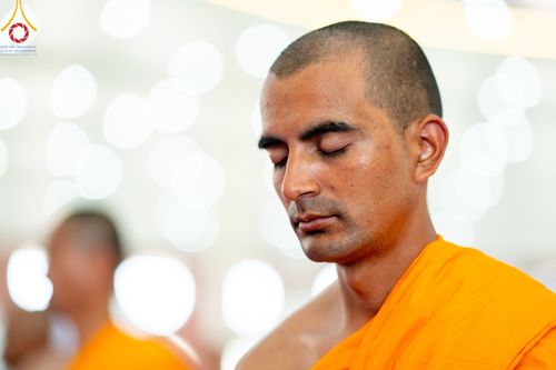 ภาพ No.315234:​วันอาทิตย์ที่ 22 มีนาคม พ.ศ.2569 สามเณรธรรมทายาทเนปาล 500 รูป ฟังธรรม สวดมนต์ ปฏิบัติธรรมร่วมกัน  ณ International Assembly and Meditation Hall Lumbini