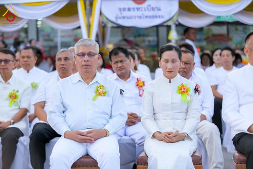 ภาพ No.313906:วันอาทิตย์ที่ 14 มีนาคม พ.ศ. 2569 ทำบุญเมืองหาดใหญ่ตักบาตรพระ 1,109 รูป เติมบุญใหญ่ หลังวิกฤตมหาอุทกภัย ณ ซุ้มประตูไชน่าทาวน์ ถนนศุภสารรังสรรค์ อ.หาดใหญ่ จ.สงขลา