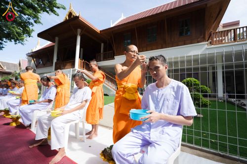 ภาพ No.341251:วันอาทิตย์ที่ 26 กรกฎาคม พ.ศ. 2569 ​โครงการอุปสมบทหมู่บูชาธรรมมหาปูชนียาจารย์ รุ่นที่ ๑ วัดกลางธนรินทร์ ต.บ้านแป้ง อ.พรหมบุรี จ.สิงห์บุรี