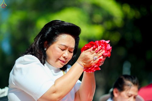 ภาพ No.279533:วันที่ 2 มกราคม พ.ศ.2569 พิธีต้อนรับพระธรรมยาตรา ครั้งที่ 1 ณ วัดพระธรรมกาย (วิหารหลวงปู่ - พระมหาธรรมกายเจดีย์)