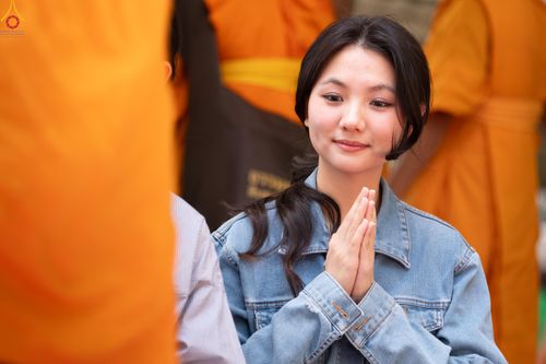 ภาพ No.304728:วันที่ 25 มกราคม พ.ศ. 2569 พิธีต้อนรับพระธรรมยาตรา (ภาพชุดที่ 2) รร.สามัคคีราษฏร์บำรุง-วัดพระธรรมกาย ในโครงการธรรมยาตรา กตัญญูบูชา มหาปูชนียาจารย์ พระมงคลเทพมุนี(สด จนฺทสโร) พระผู้ปราบมาร อนุสรณ์สถาน 7 แห่ง ปีที่ 14