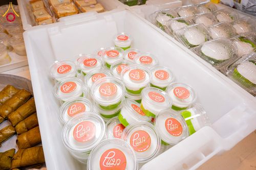 ภาพ No.303626:วันที่ 27 มกราคม พ.ศ. 2569 พิธีถวายภัตตาหารเป็นสังฆทาน แด่พระธรรมยาตรา ณ วัดพระธรรมกาย  จังหวัดปทุมธานี ในโครงการธรรมยาตรา กตัญญูบูชา มหาปูชนียาจารย์ พระมงคลเทพมุนี(สด จนฺทสโร) พระผู้ปราบมาร อนุสรณ์สถาน 7 แห่ง ปีที่ 14