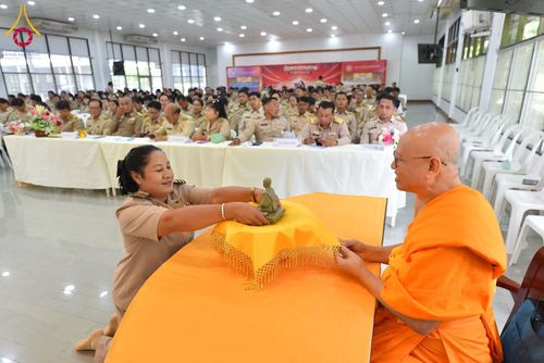 ภาพ No.344148:วันจันทร์ที่ 10 สิงหาคม พ.ศ. 2569  วัดพระธรรมกาย มูลนิธิธรรมกาย และคณะศิษย์ฯ ร่วมส่งแรงใจ “นักปกครองท้องที่ของประชาชน” เนื่องในวันกำนัน ผู้ใหญ่บ้าน 2569 พร้อมร่วมยินดีรางวัลแห่งความภาคภูมิใจของชาวอำเภอคลองหลวง