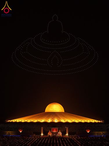 ภาพ No.307169:วันที่ 31 มกราคม พ.ศ. 2569  พิธีจุดประทีปธรรมถวายเป็นพุทธบูชา  และบูชาธรรมมหาปูชนียาจารย์ (ภาพชุดที่ 1) ณ วัดพระธรรมกาย ปทุมธานี ในโครงการธรรมยาตรา กตัญญูบูชา มหาปูชนียาจารย์ พระมงคลเทพมุนี(สด จนฺทสโร) พระผู้ปราบมาร อนุสรณ์สถาน 7 แห่ง ปีที่ 14