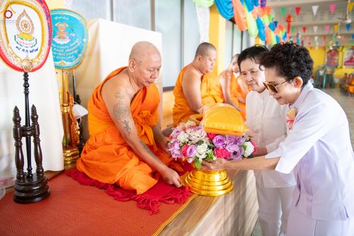 ภาพ No.291246:วันที่ 9 มกราคม พ.ศ. 2569 พิธีทอดผ้าป่าทำนุบำรุงศาสนสถาน ณ วัดนาราภิรมย์ อ.บางเลน จ.นครปฐม ในโครงการธรรมยาตรา กตัญญูบูชา มหาปูชนียาจารย์ พระมงคลเทพมุนี(สด จนฺทสโร) พระผู้ปราบมาร อนุสรณ์สถาน 7 แห่ง ปีที่ 14