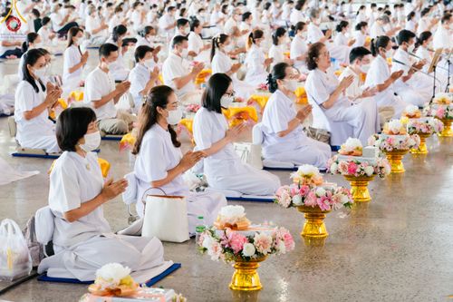 ภาพ No.81134:พิธีถวายหนังสือธรรมะ บาลี นักธรรม ทางก้าวหน้า วันเสาร์ที่ 27 พฤษภาคม พ.ศ. 2566 ณ บ้านแก้วเรือนทองคุณยายอาจารย์ฯ สภาธรรมกายสากล