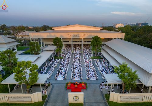ภาพ No.78380:พิธีตัดปอยผม โครงการหน่อแก้วเปรียญธรรมรุ่นที่ 11  วันที่ 26 มีนาคม พ.ศ.2566  ณ หมู่กุฏิสามเณร อาคารค่ายจองแชมป์ วัดพระธรรมกาย