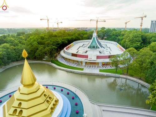 ภาพ No.83357:พิธีบรรพชาอุปสมบทหมู่ธรรมทายาทนานาชาติ (ภาคภาษาจีน) รุ่นที่ 18 ณ โบสถ์พระไตรปิฎก วัดพระธรรมกาย จ.ปทุมธานี วันเสาร์ที่ 15 กรกฎาคม 2566