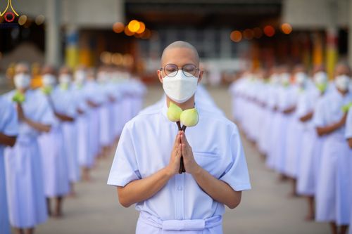 ภาพ No.84040:พิธีเวียนประทักษิณ พิธีวันทาเจดีย์ พิธีขอขมา และมอบผ้าไตร  ในโครงการบรรพชาอุปสมบทหมู่ธรรมทายาทรุ่นเข้าพรรษา และโครงการบรรพชาสามเณรโรงเรียนนานาชาติ รุ่นที่12 ในวันเสาร์ที่ 22 กรกฎาคม พ.ศ. 2566