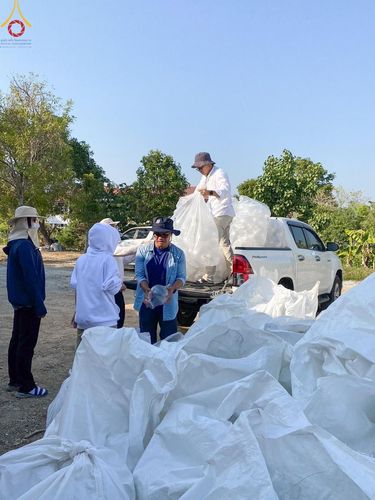 ภาพ No.112556:V.11 สามารถ การเตรียมงาน เก็บงาน การรับบุญของเจ้าหน้าที่หน่วยงานต่างๆ เพื่อโครงการธรรมยาตรา กตัญญูบูชา มหาปูชนียาจารย์ พระมงคลเทพมุนี (สด จนฺทสโร) พระผู้ปราบมาร อนุสรณ์สถาน 7 แห่ง ปีที่ 12 ระหว่างวันที่ 2 - 31 มกราคม พ.ศ.2567