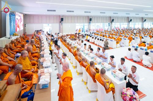 ภาพ No.212534:วันเสาร์ที่ 22 มีนาคม พ.ศ. 2568 พิธีถวายสังฆทานแด่คณะสงฆ์ 323 วัด ปีที่ 21 ครั้งที่ 175 พิธีมอบกองทุนหนุนแรงใจช่วยครูใต้ ปีที่ 18 ครั้งที่ 139 และพิธีทำบุญอุทิศส่วนกุศลให้ผู้วายชนม์ ณ ศูนย์ปฏิบัติธรรมภาคใต้ อำเภอบางกล่ำ จังหวัดสงขลา