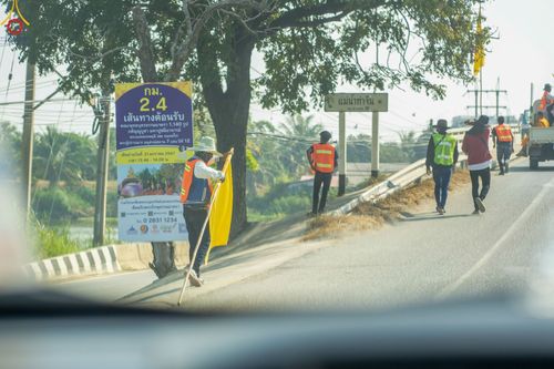 ภาพ No.117849:V.17 สำเร็จๆ การเตรียมงาน เก็บงาน การรับบุญของเจ้าหน้าที่หน่วยงานต่างๆ เพื่อโครงการธรรมยาตรา กตัญญูบูชามหาปูชนียาจารย์ พระมงคลเทพมุนี (สด จนฺทสโร) พระผู้ปราบมาร อนุสรณ์สถาน 7 แห่ง ปีที่ 12 ระหว่างวันที่ 2 - 31 มกราคม พ.ศ.2567