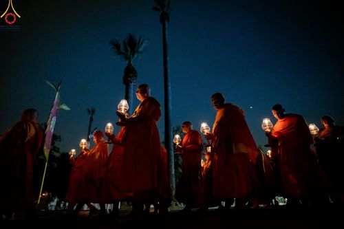 ภาพ No.138359:วิสาขบูชานานาชาติ วัดพระธรรมกายแคลิฟอร์เนีย ประเทศสหรัฐอเมริกา วันพุธที่ 22 พฤษภาคม พ.ศ. 2567
