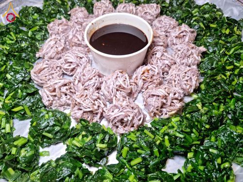 ภาพ No.203300:พิธีถวายภัตตาหารเป็นสังฆทาน แด่พระธรรมยาตรา ณ วัดพระธรรมกาย ตำบลคลองสาม อำเภอคลองหลวง จังหวัดปทุมธานี ในโครงการธรรมยาตรา กตัญญูบูชา มหาปูชนียาจารย์ พระมงคลเทพมุนี(สด จนฺทสโร) พระผู้ปราบมาร อนุสรณ์สถาน 7 แห่ง ปีที่ 13 วันที่ 29 มกราคม พ.ศ. 2568