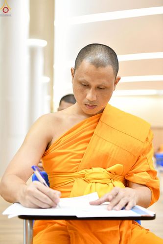 ภาพ No.249695:วันที่ 1 ตุลาคม พ.ศ. 2568 การสอบธรรมสนามหลวง นักธรรมชั้นตรี อำเภอคลองหลวง จังหวัดปทุมธานี ณ ห้องแก้วสารพัดนึก 2 วัดพระธรรมกาย